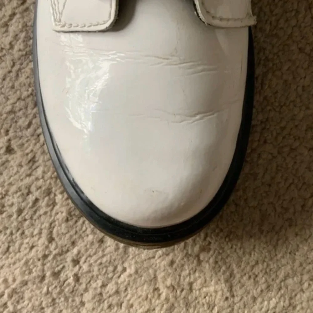 Dr. Martens White Combat Boots with Black Laces Kids Sz 3